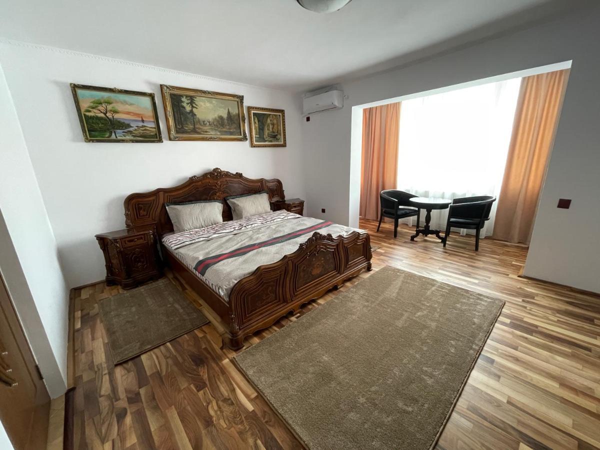M & I Apartment 3 Targu Mures Luaran gambar